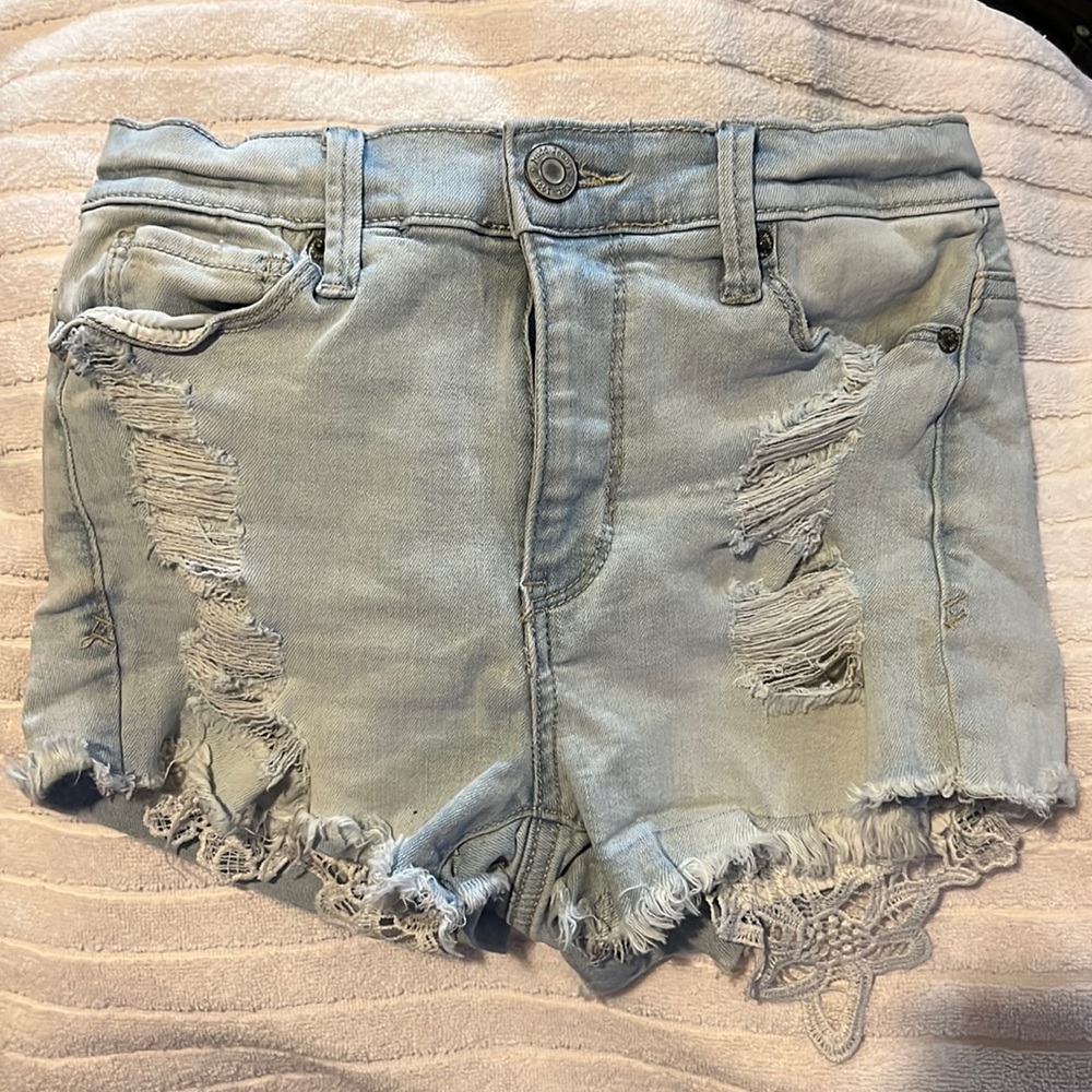 Great condition light wash MUDD Jean shorts
